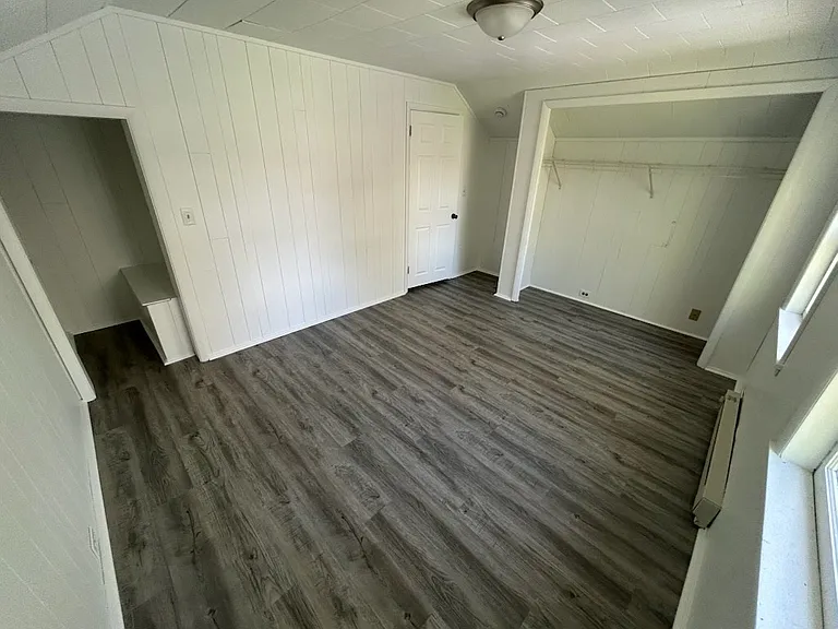 114 W Alexander St — Photo 7
