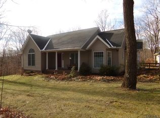 301 Mountain Ridge Ct, Berlin, PA 15530