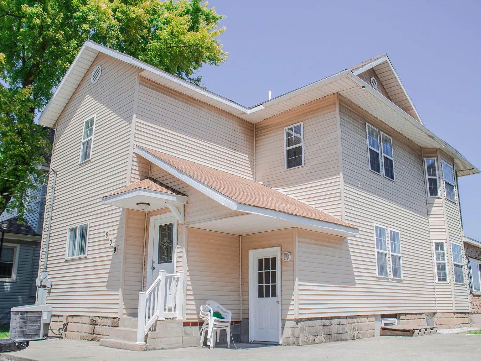 609 N Wheeling Ave — Photo 2