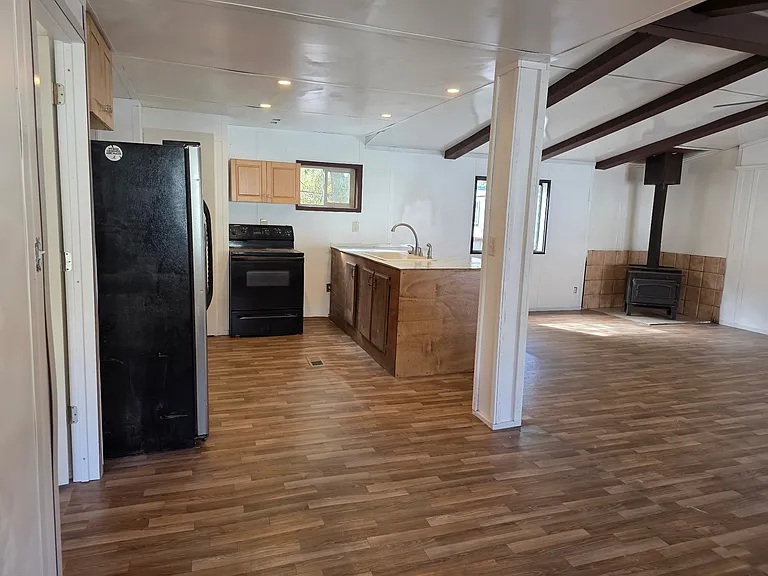 2800 Miner St — Photo 8