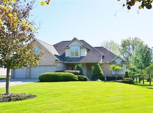 14583 Pin Oak Dr, Strongsville, OH 44136