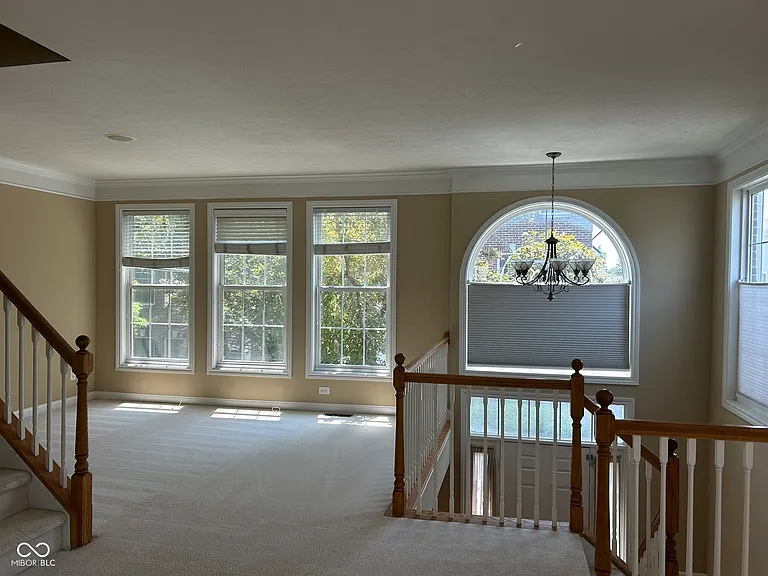 8645 Meridian Square Dr — Photo 40