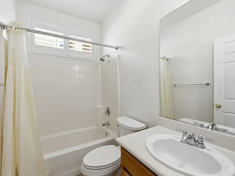 552 Stonehaven Ct — Photo 38