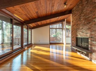 260 Annursnac Hill Rd, Concord, MA 01742