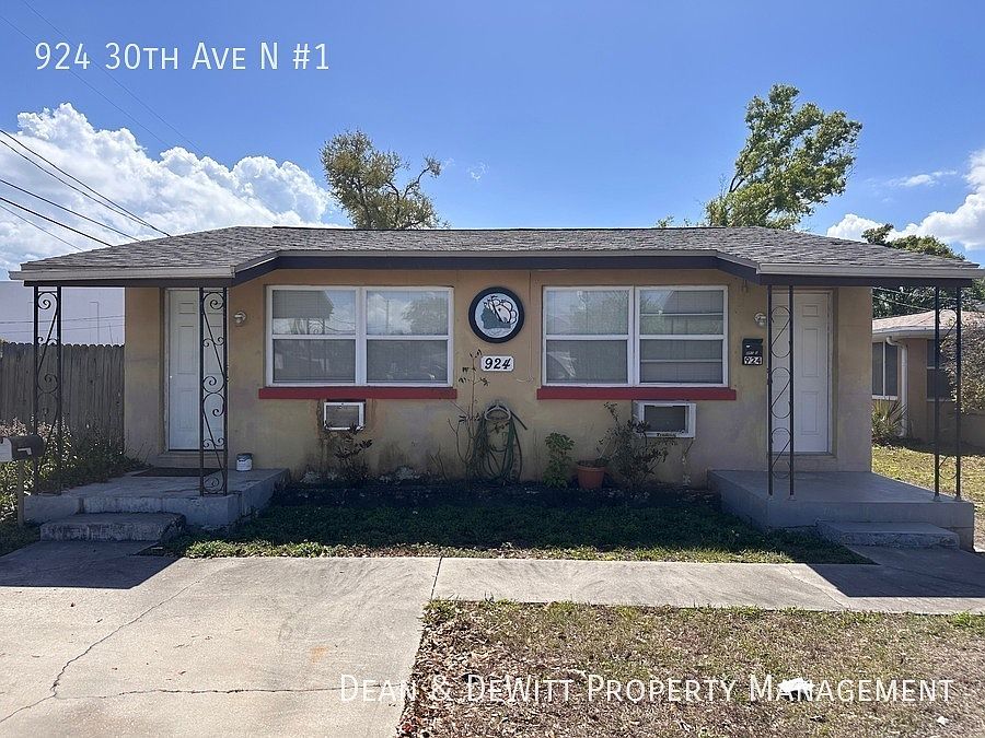 1st image of 924 30th Ave N APT 1