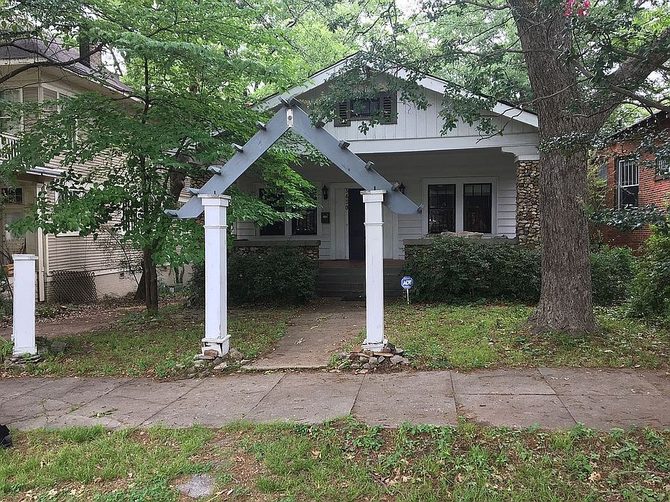 Cute Bungalow on quiet St.