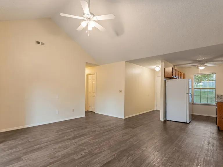 3518 W Buckeye St — Photo 4