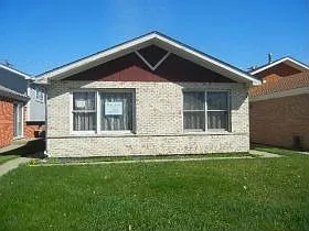 459 Hoxie Ave photo 1