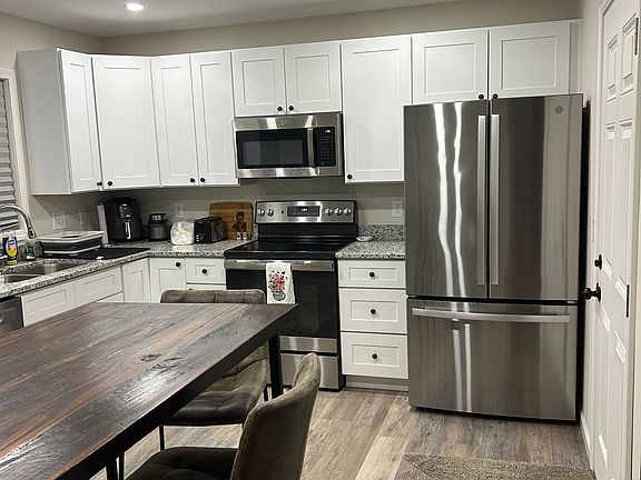 2nd image of 1611 Irene Dr