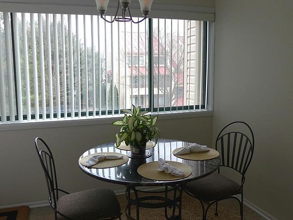 Kitchen Breakfast Nook