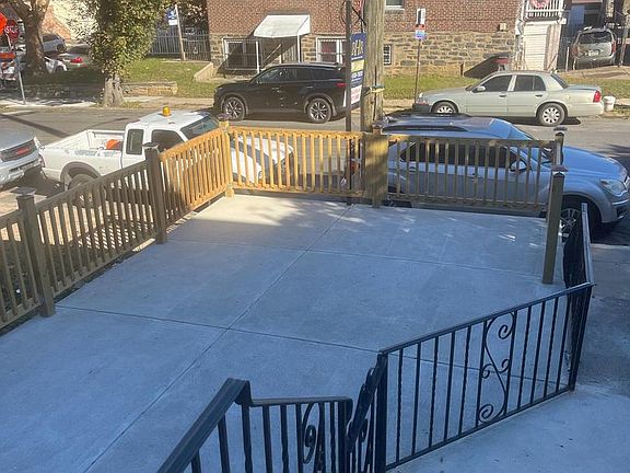 3rd image of 4252 M St