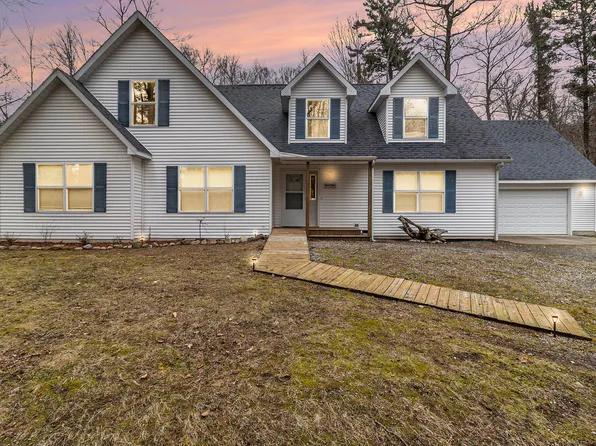 10412 W Woodrow Rd, Shelby, MI 49455