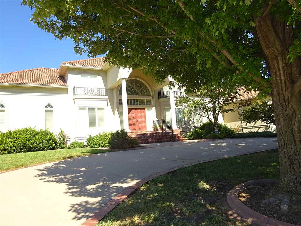 707 Wedgewood Dr, Newton, KS 67114 Zillow