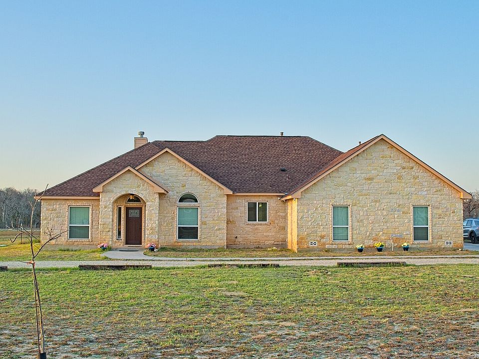 1st image of 509 Lake Valley Dr.