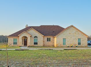 509 Lake Valley Dr, La Vernia, TX 78121