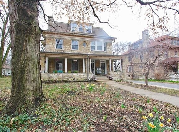 2nd image of 3716 Washington St