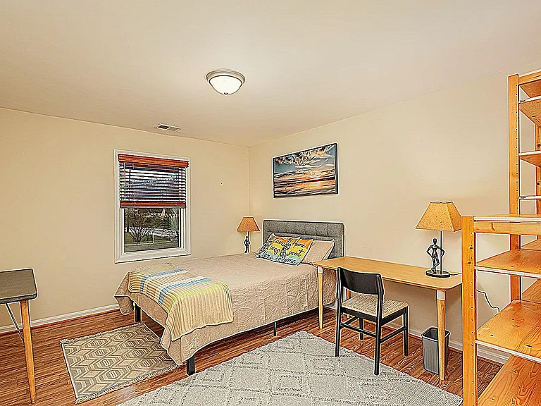 Bedroom #7.