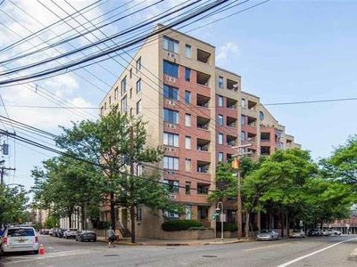 300 Newark St APT 8M, Hoboken, NJ, 07030