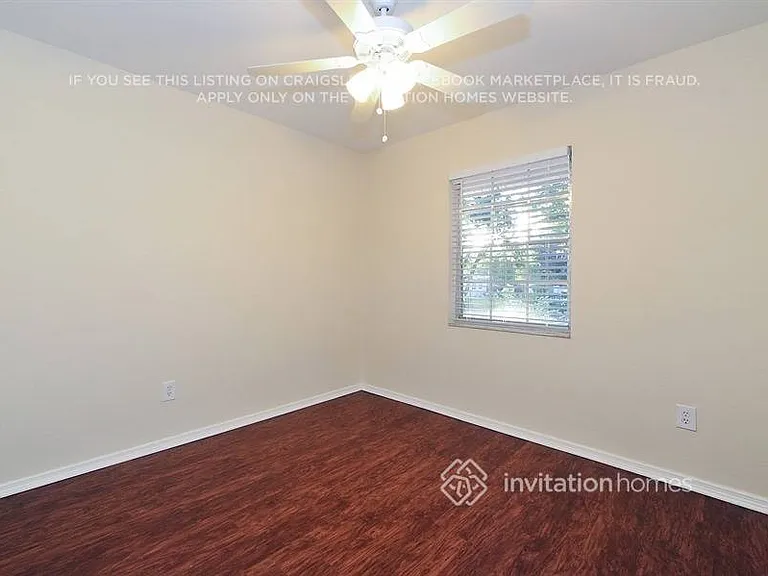 3012 E Waters Ave — Photo 7