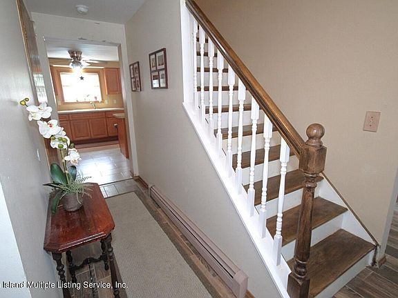 2nd image of 64 Saint Johns Ave