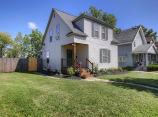 937 Crescent St NE, Grand Rapids, MI 49503