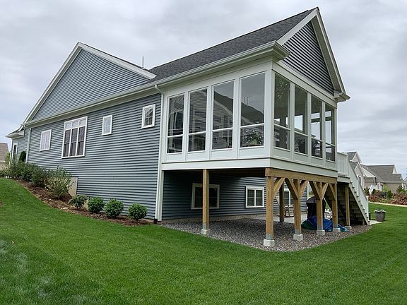 4th image of 34 Pebble Beach Dr