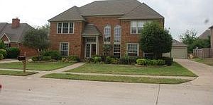 1st image of 713 Shannon Ln