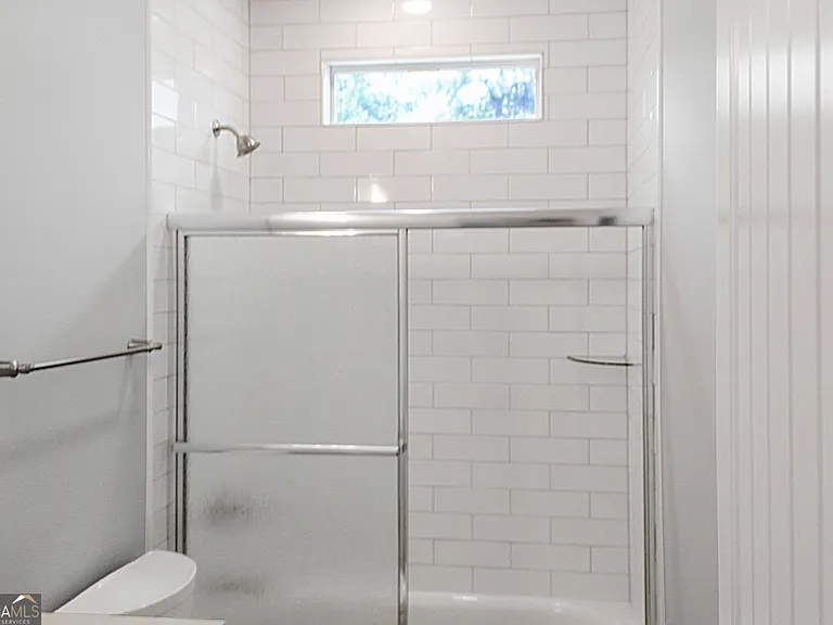 905 Wayne St — Photo 24