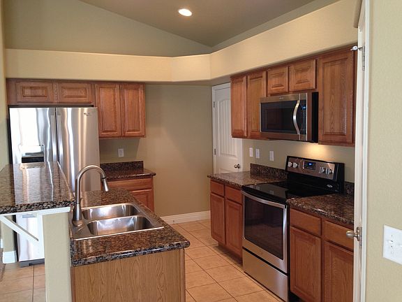 New Appliances, Vaulted Roof