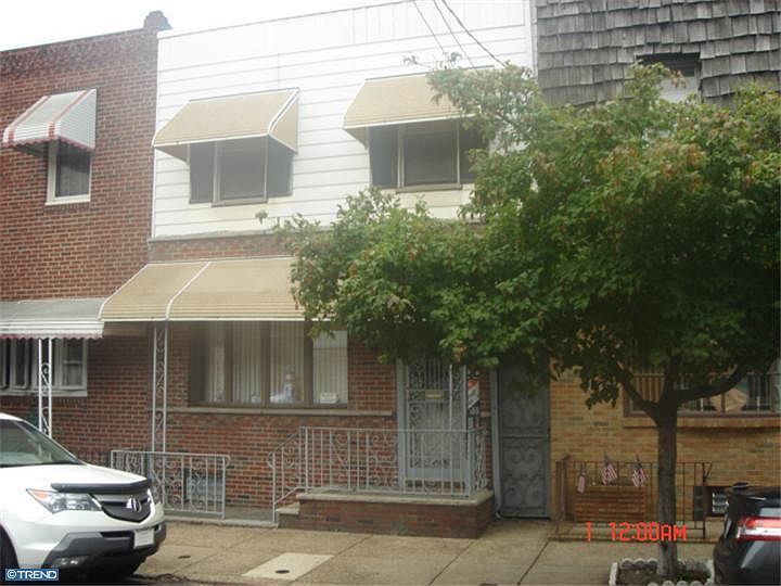 1st image of 2710 E Monmouth St