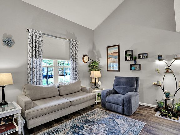 5th image of 7813 Hunters Path