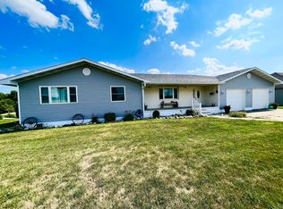 3445 E Cleveland St, Ladd, IL 61329