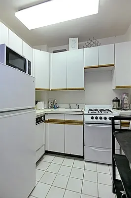 Rented by Vize Property Group | media 1