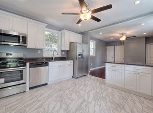 21 Laverne Ave, Baltimore, MD 21227