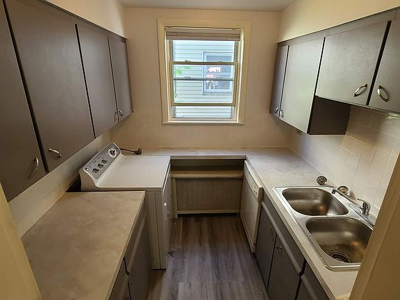 Pantry with dryer and dishwasher