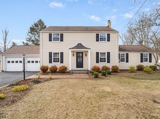 30 Homer Ave, Morris Plains, NJ 07950