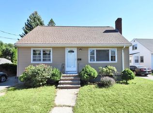 854 Truman Hwy, Hyde Park, MA 02136