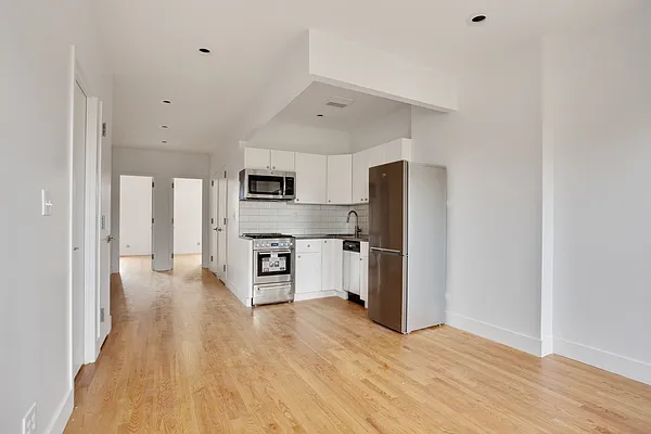 Rented by Highline Residential | media 34