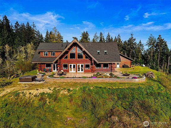 3rd image of 3221 Teal Lake Road