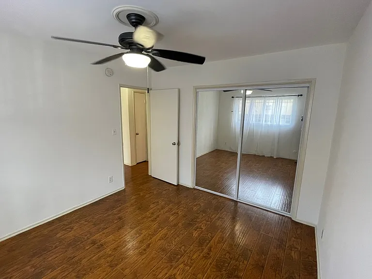 1400 N Fairfax Ave #4 — Photo 17