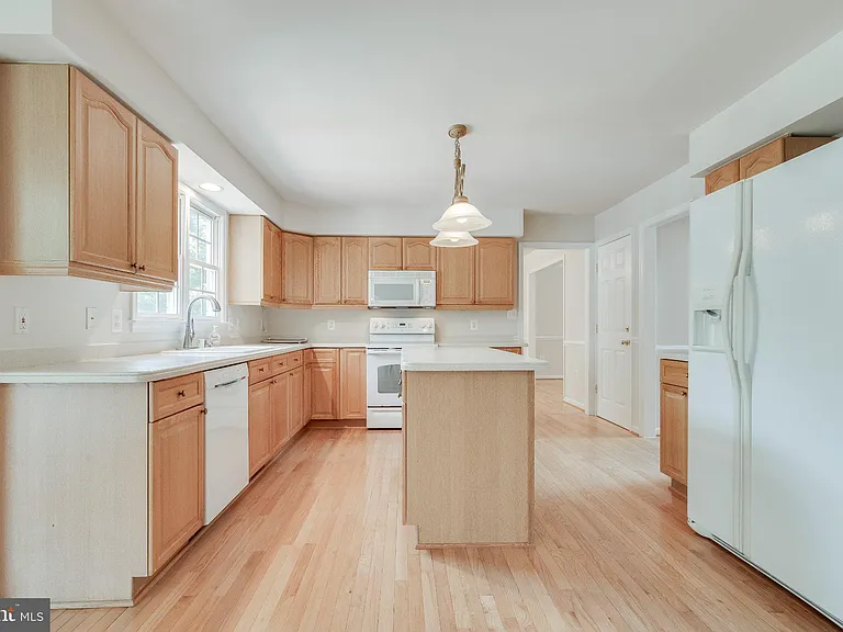 56 Boulder Dr — Photo 17