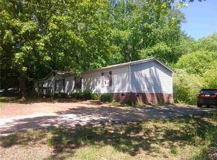 202 Bertha Allen Rd, Westminster, SC 29693