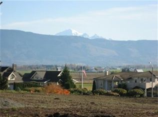 1131 E Front St, Lynden, WA 98264