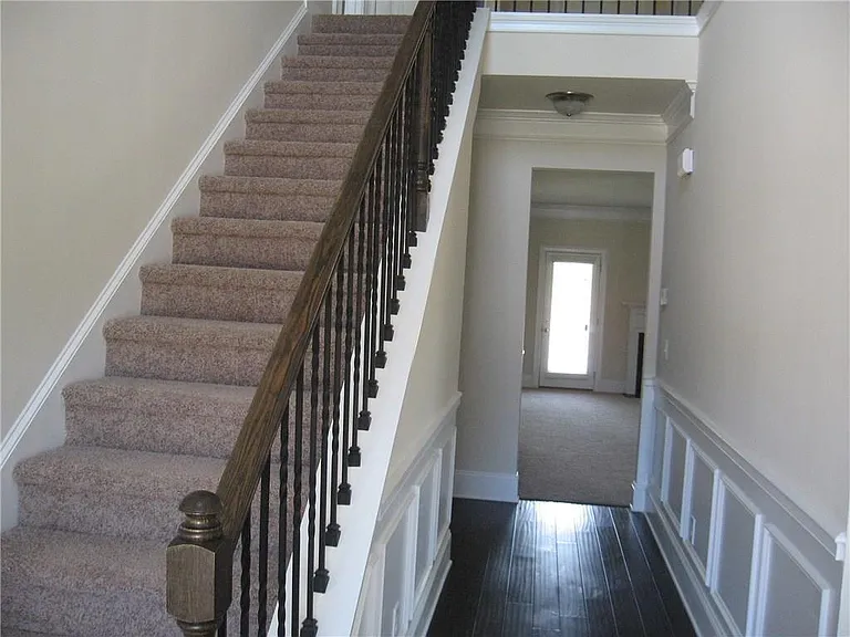 5685 Banner Blvd — Photo 3