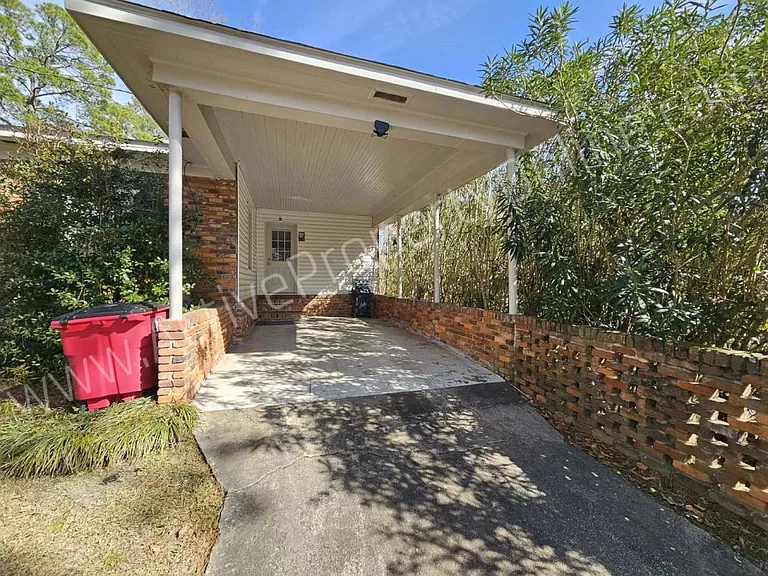 777 Windsor Rd — Photo 15