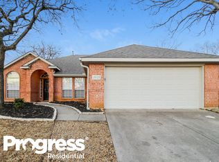 2921 Custer Dr, Corinth, TX 76210
