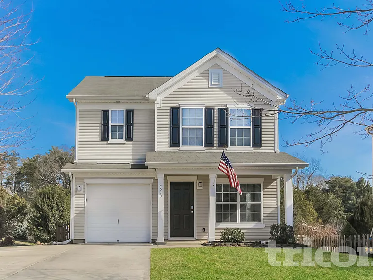 4560 Stone Mountain Dr — Photo 1