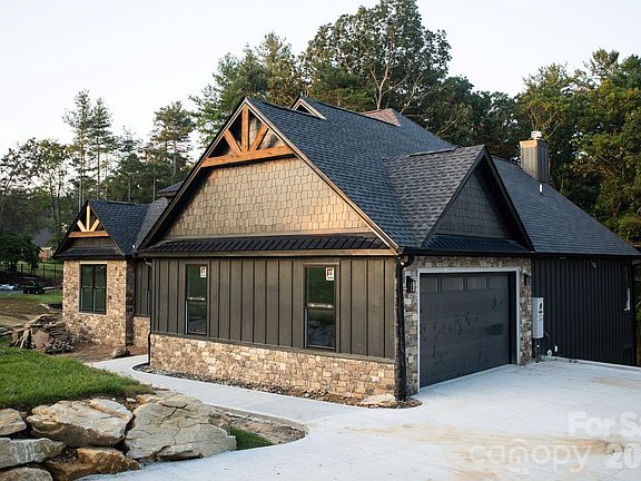 2nd image of 113 Perry Pl