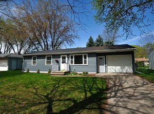 134 Regan St, Green Bay, WI 54303