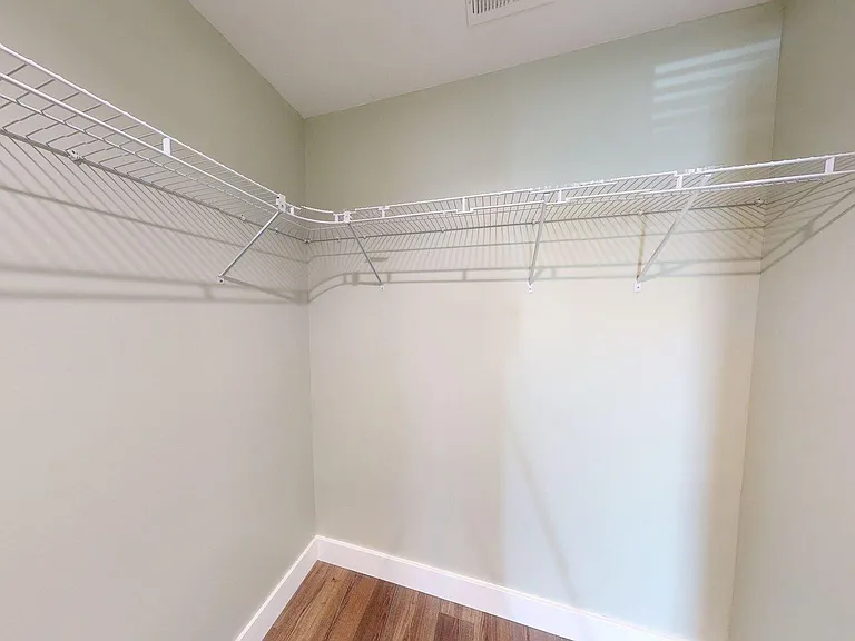 112 N Merchant St #201 — Photo 12